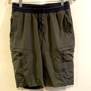 Under Armour Heatgear Fitted shorts